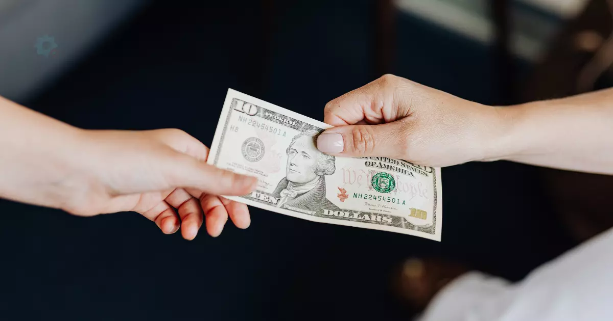 Harnessing the Power of Cash Back and Rewards Programs